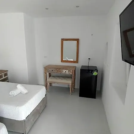 Ftelia Breeze * Mykonos Town