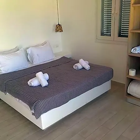 Ftelia Breeze Hotel *