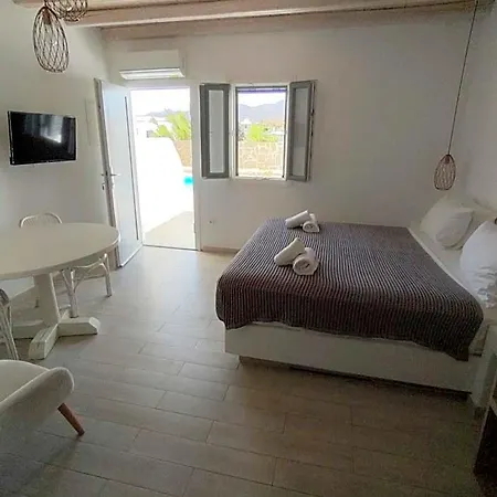 Ftelia Breeze * Mykonos Town